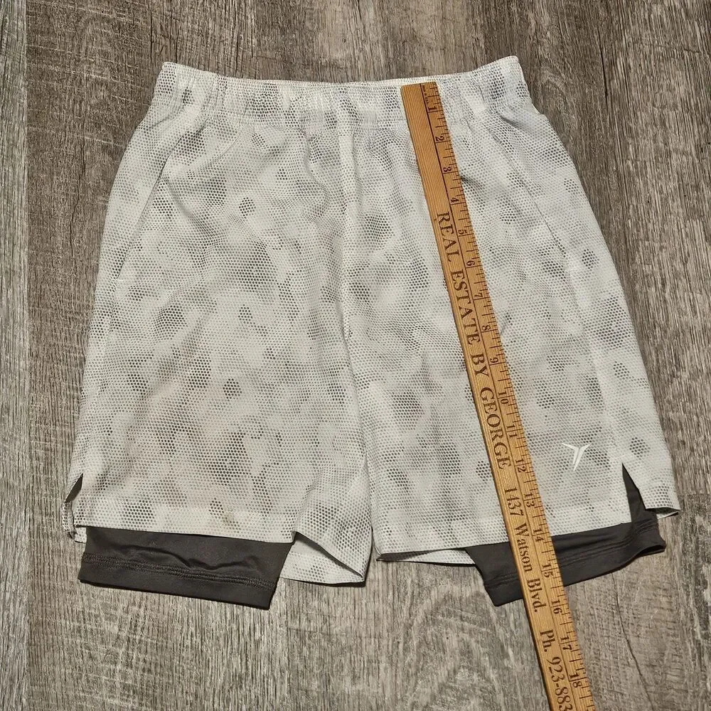 Old Navy Active Stretchtech Girls Medium Size 8 Lot of 3 Gray Camo Red